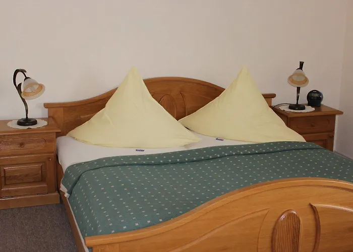 Jagdhaus * ורניגרוד