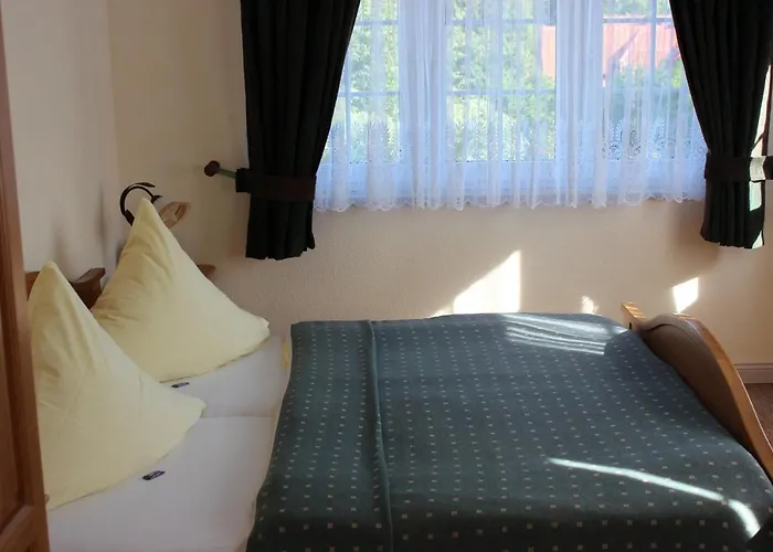 Jagdhaus * ורניגרוד